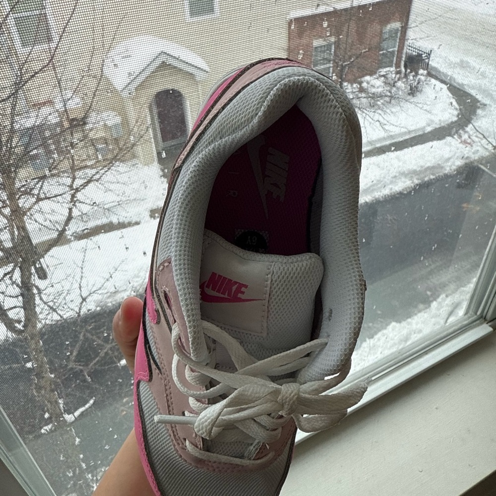 Nike Women's Pink and White Sneakers air max 1 boys size 6 - Picture 11 of 12